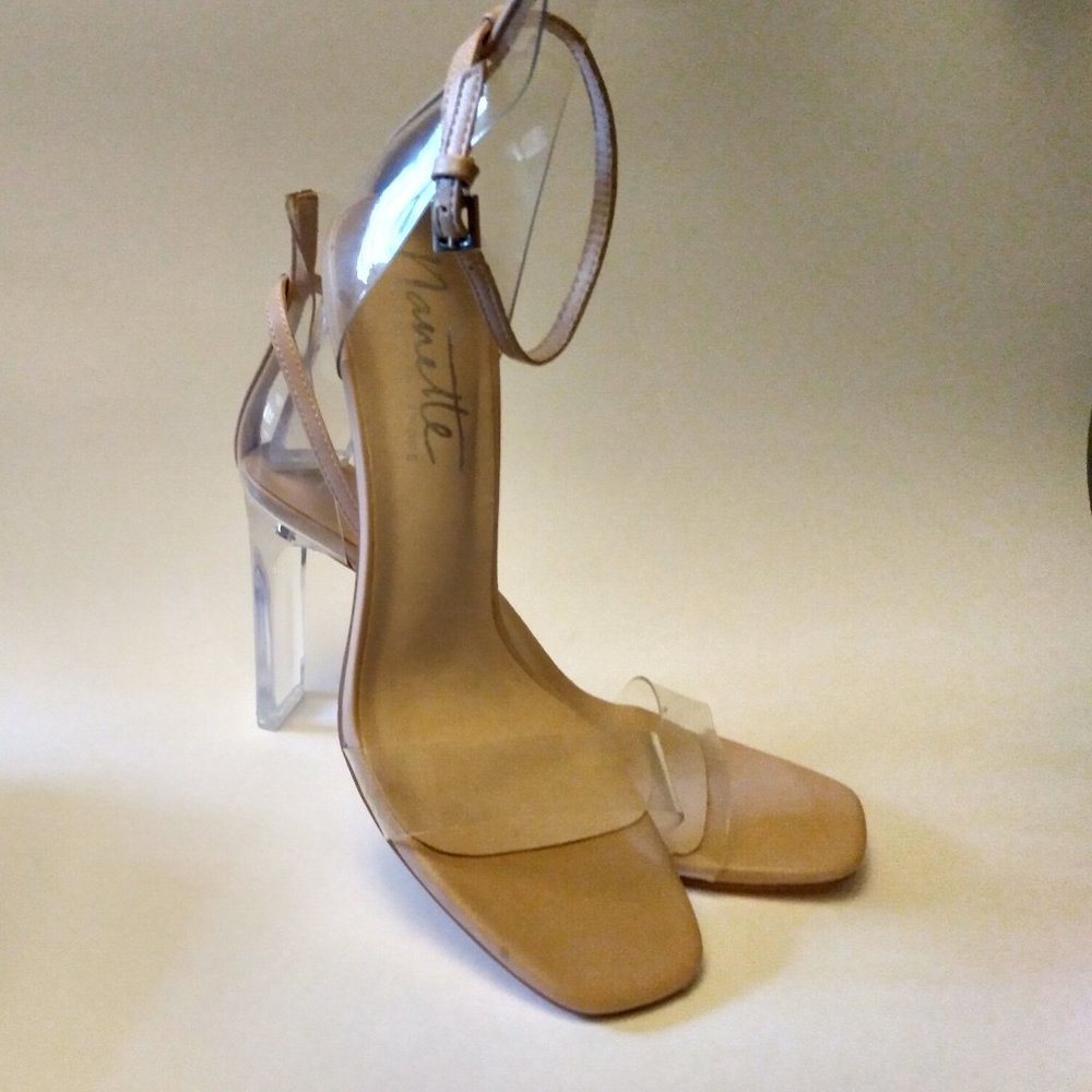 Nanette Lepore Beige Lucite ankle strap heels size 9